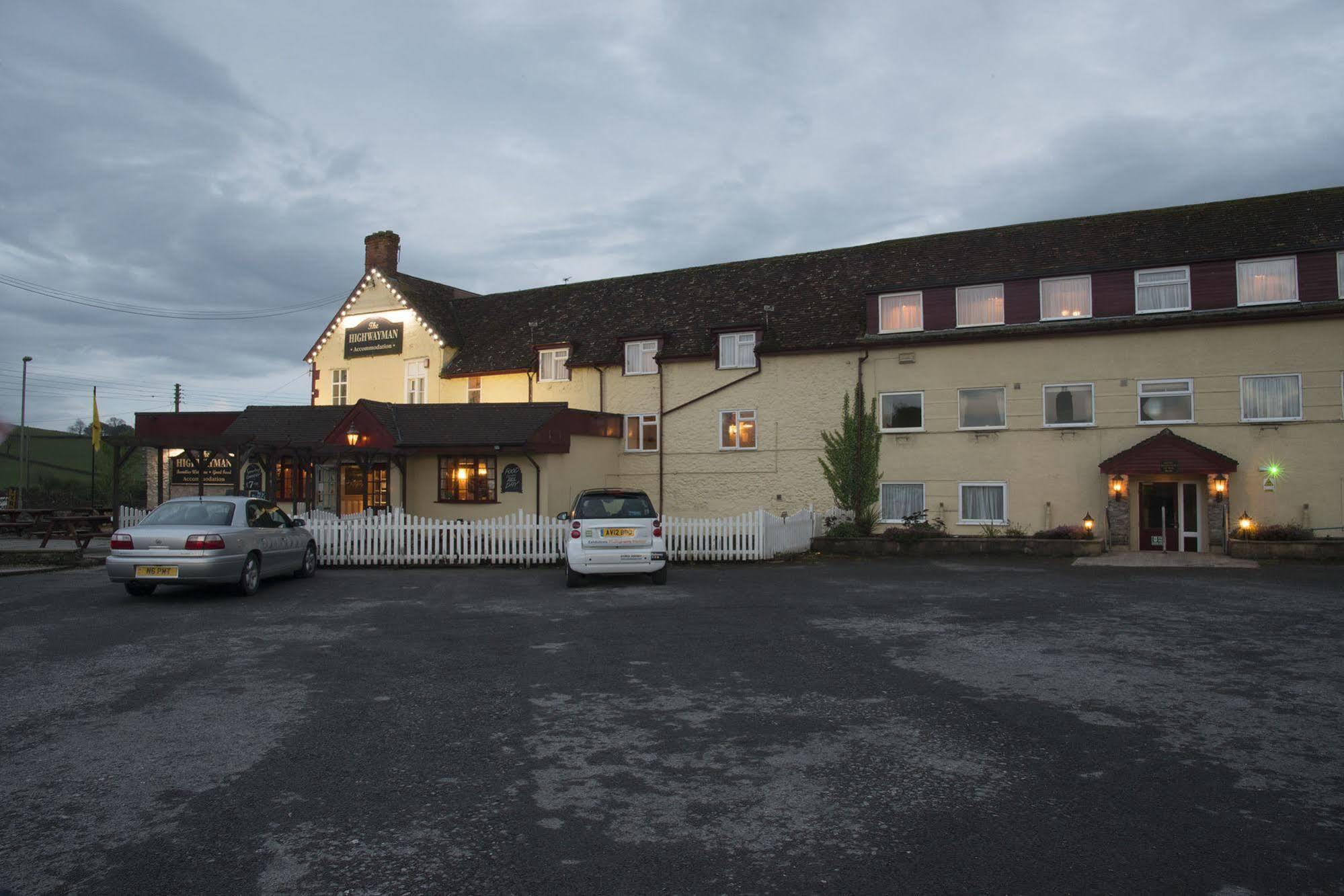 The Highwayman Inn Shepton Mallet Exterior foto